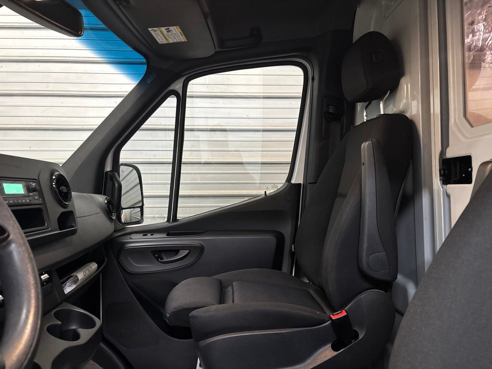 Used 2019 Mercedes-Benz Sprinter 4x4 144 image 19