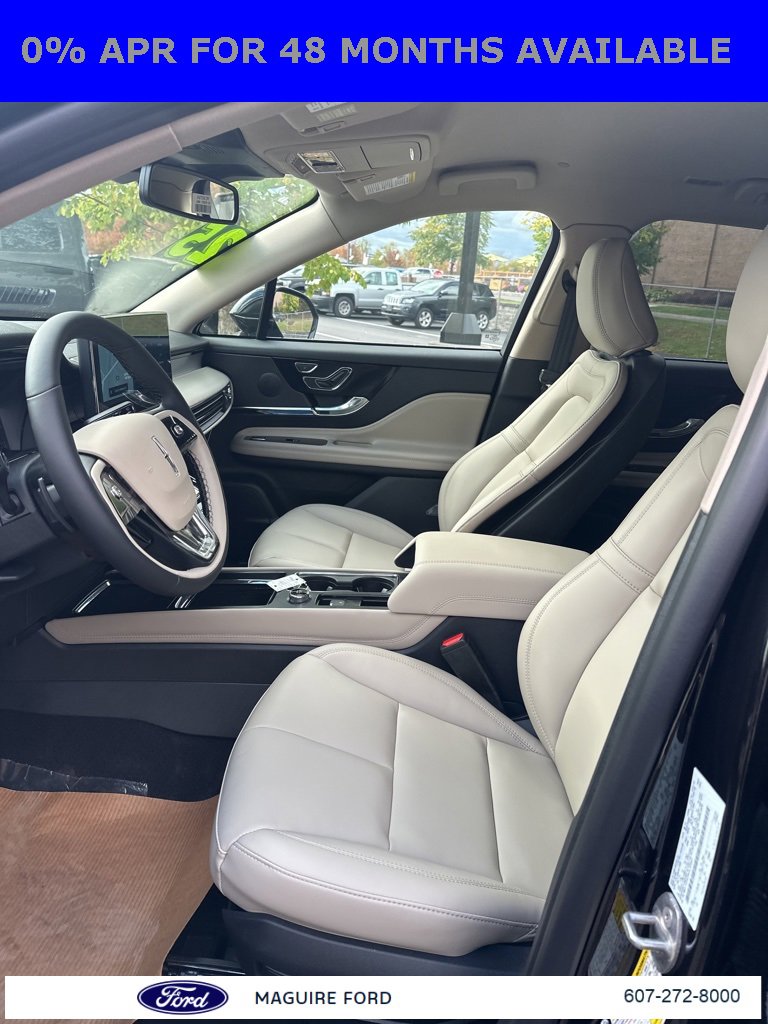 New 2025 Lincoln Corsair AWD image 14