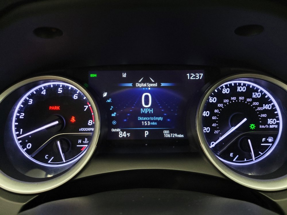 Used 2023 Toyota Camry XLE FWD image 23