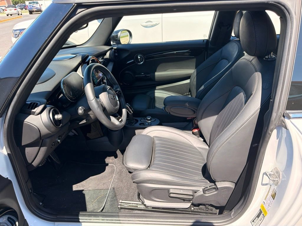 Used 2023 MINI Cooper John Cooper Works FWD image 8