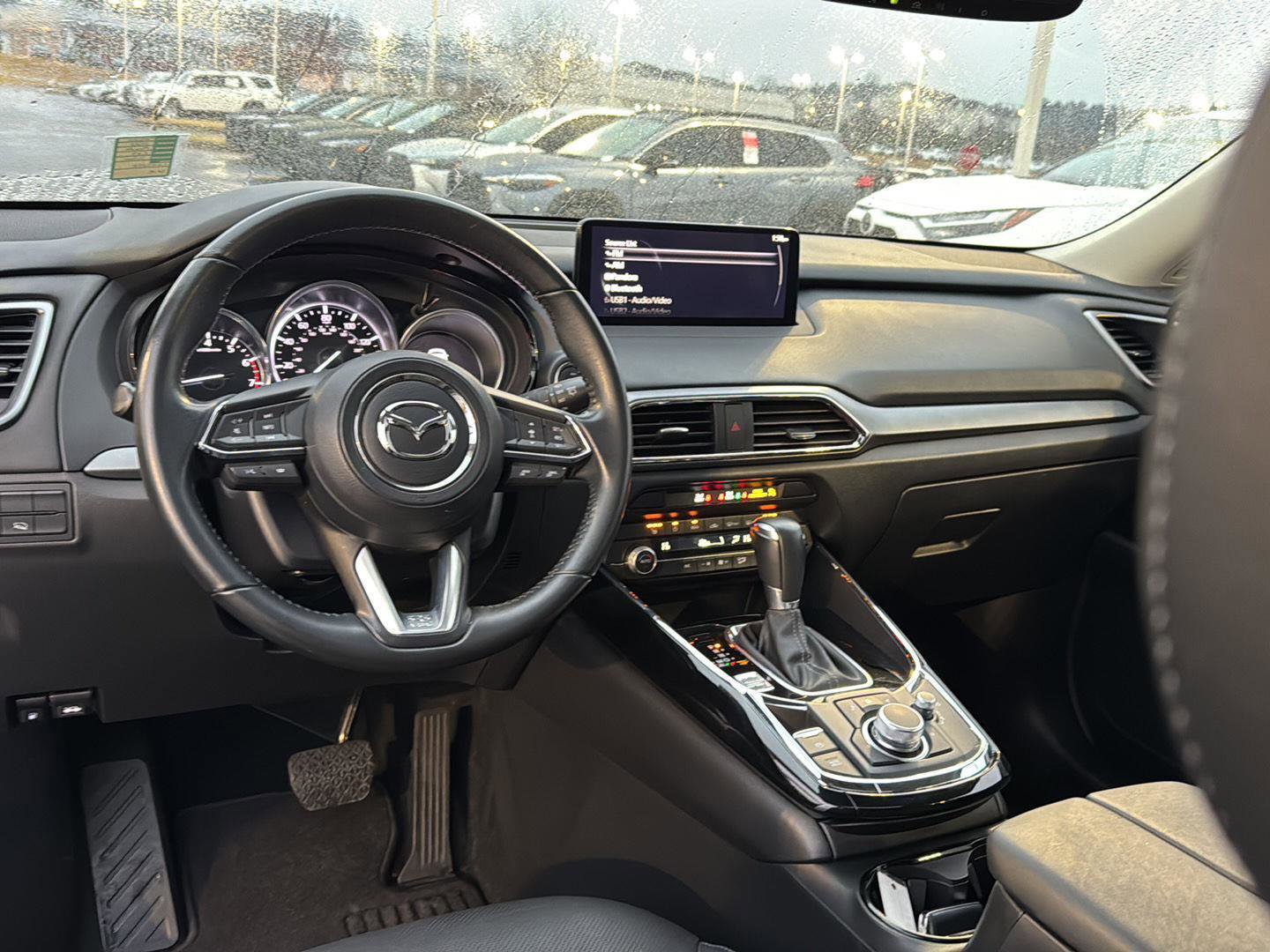 Used 2023 MAZDA CX-9 Touring image 16