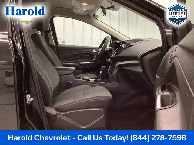 Used 2017 Ford Escape SE w/ Equipment Group 201A image 11