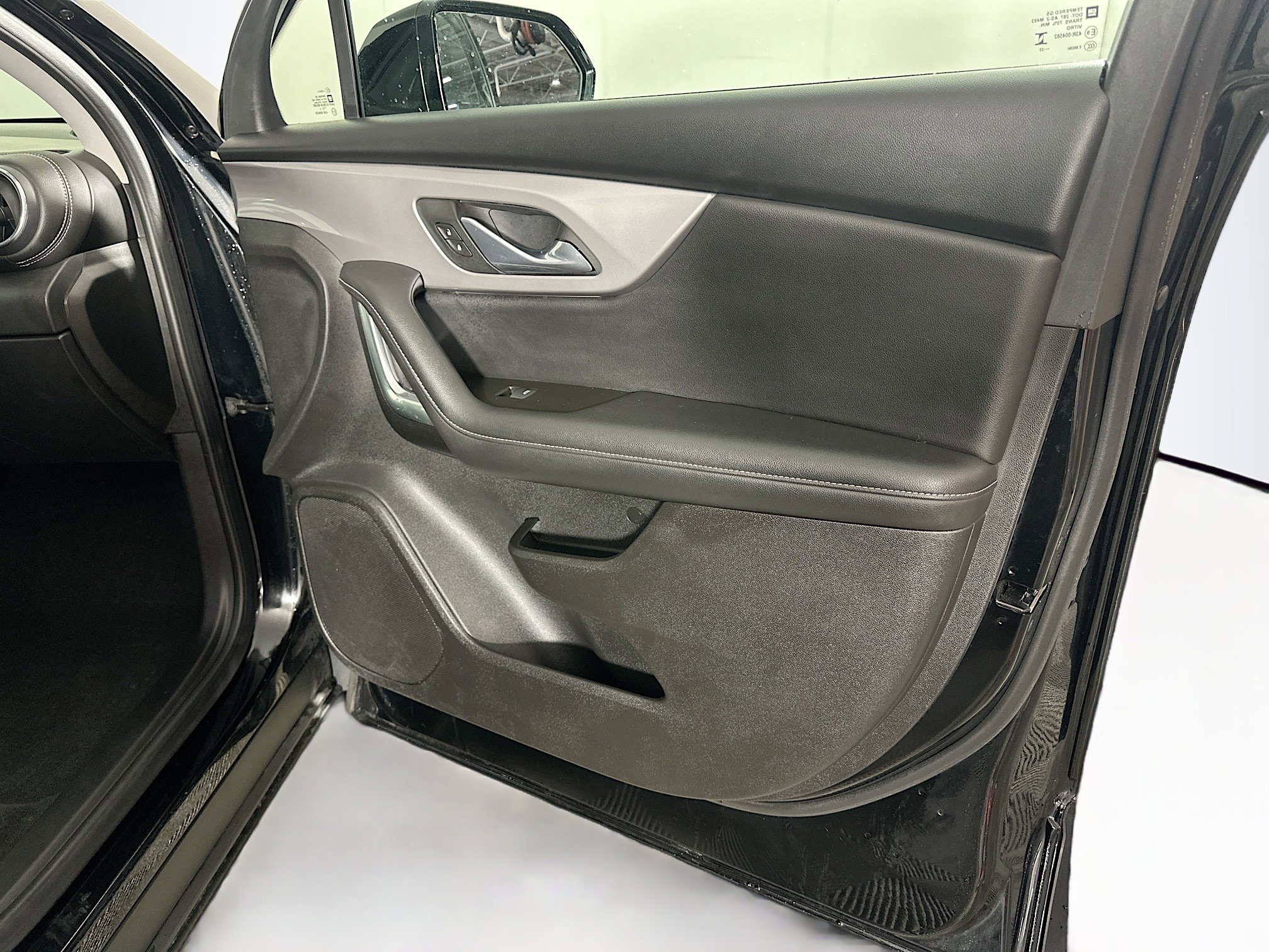 Used 2023 Chevrolet Blazer LT w/ Convenience Package image 31