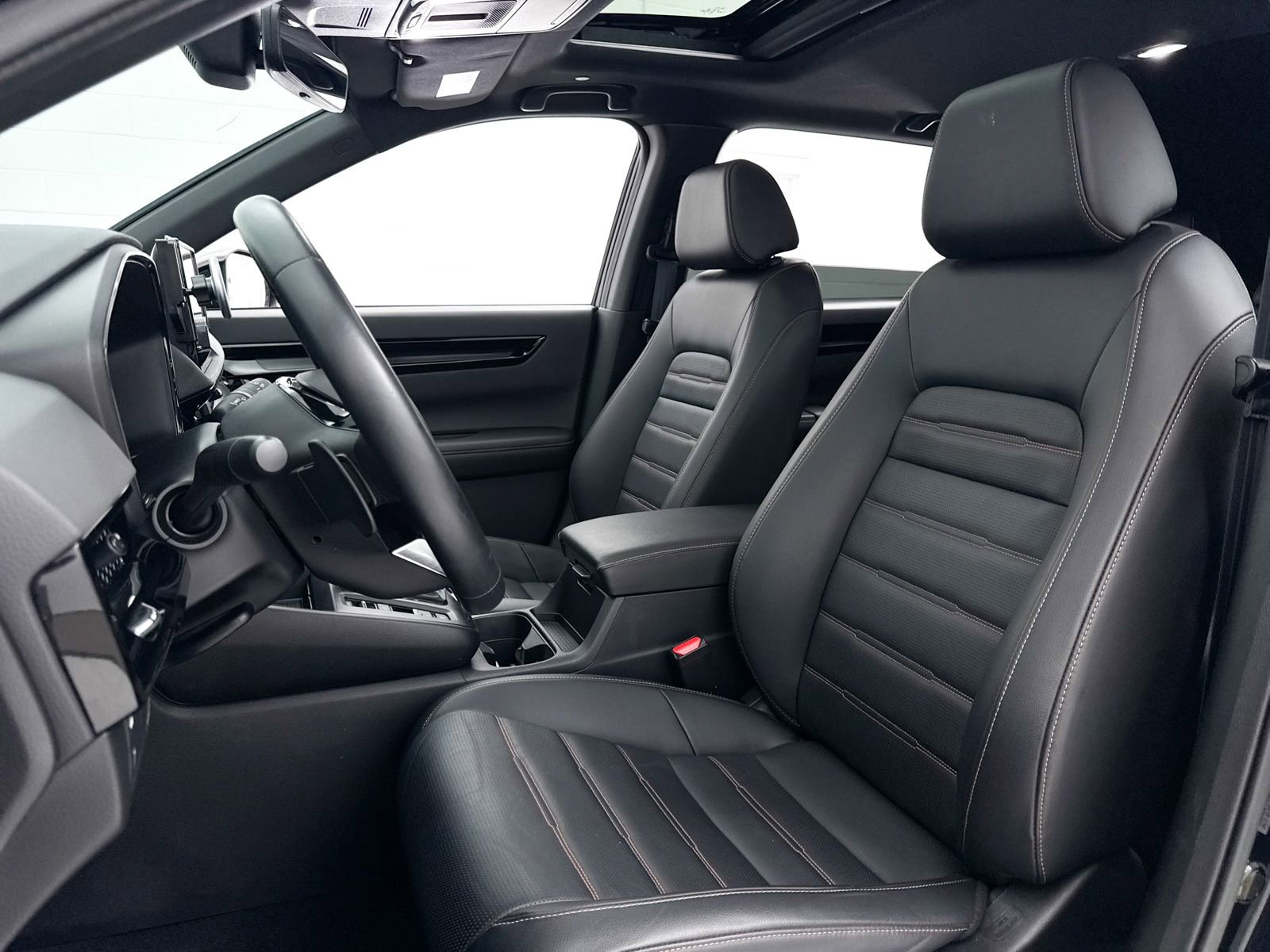 Used 2025 Honda CR-V Sport Touring image 21