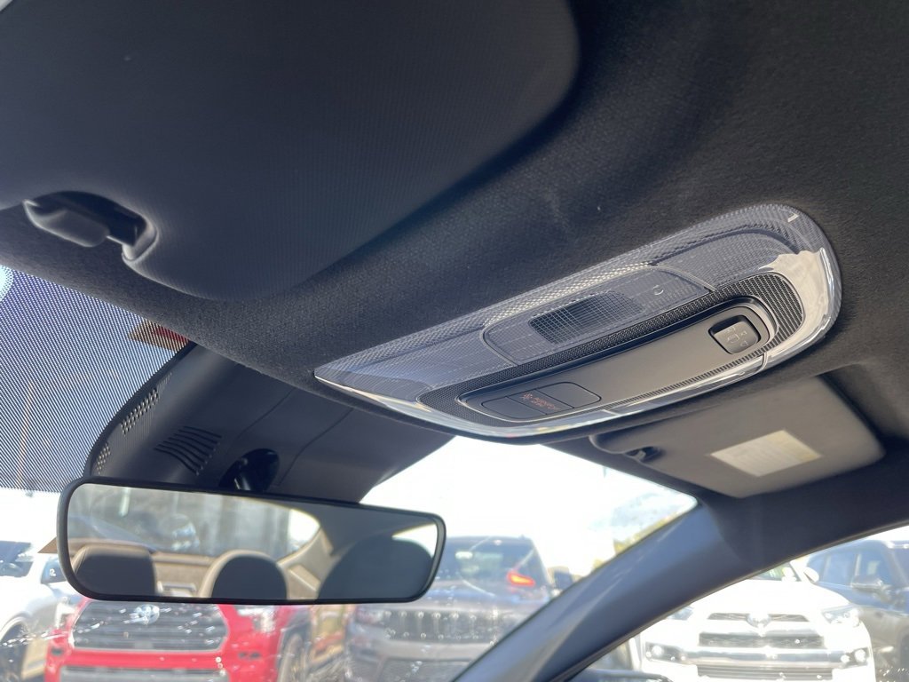 Used 2025 Hyundai Elantra Sport image 17