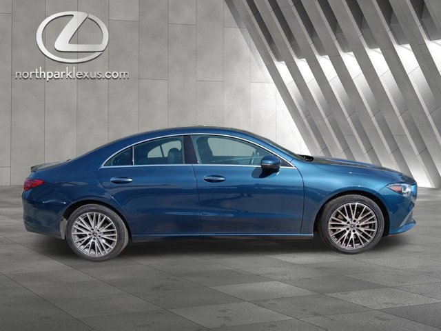 Used 2022 Mercedes-Benz CLA 250 image 4