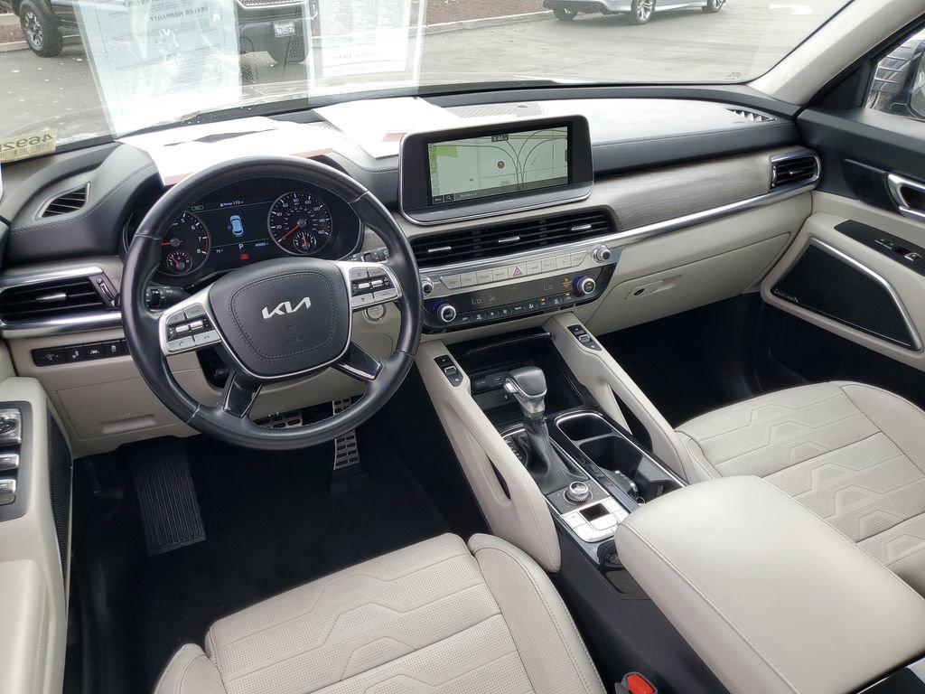 Used 2022 Kia Telluride SX w/ SX Prestige Package image 12