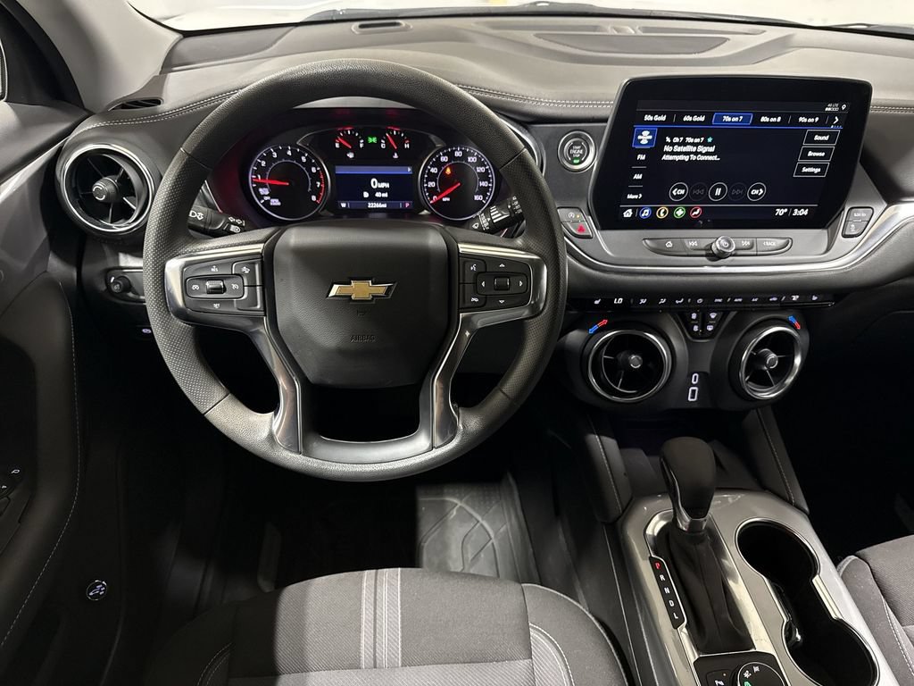 Used 2024 Chevrolet Blazer LT w/ Convenience Package FWD image 11
