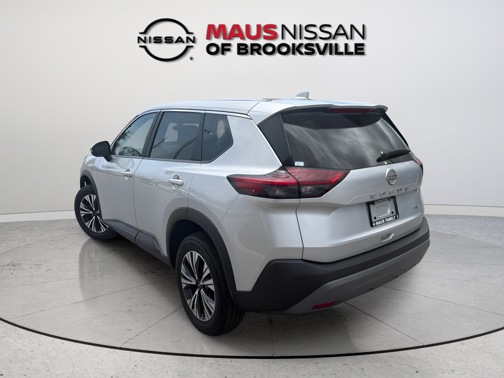 Used 2023 Nissan Rogue SV FWD image 6