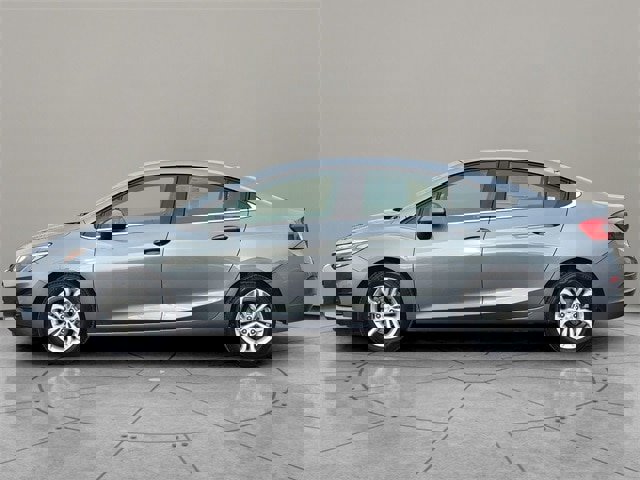 Used 2019 Chevrolet Cruze Diesel w/ Sun And Sound Package image 9