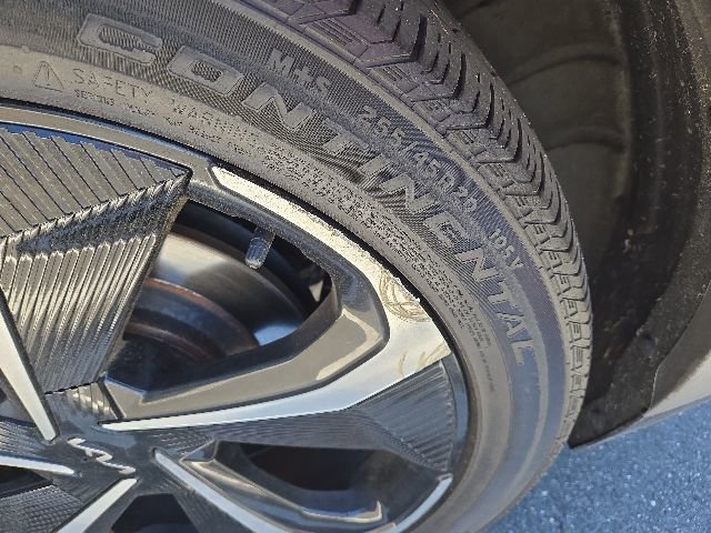 Used 2022 Kia EV6 GT-Line w/ GT-Line Suede Seat Package AWD/4WD image 22