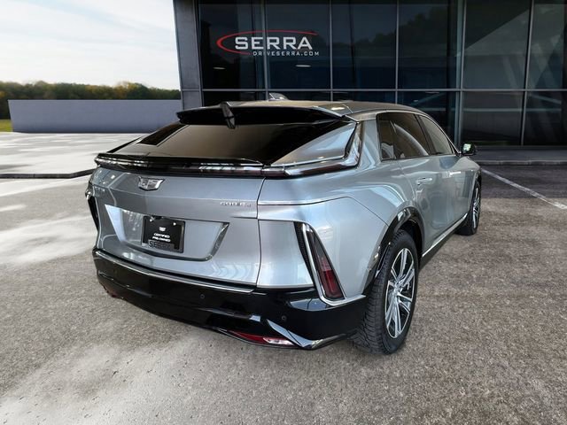 Used 2024 Cadillac Lyriq Luxury AWD/4WD image 4