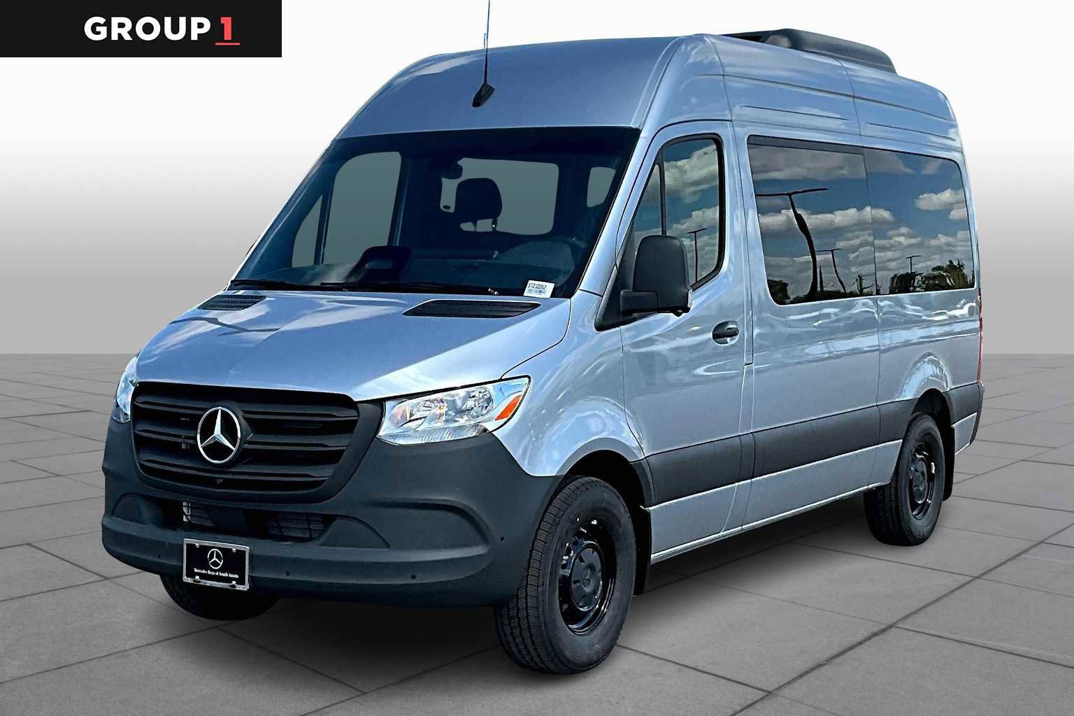 New 2025 Mercedes-Benz Sprinter 2500 image 1