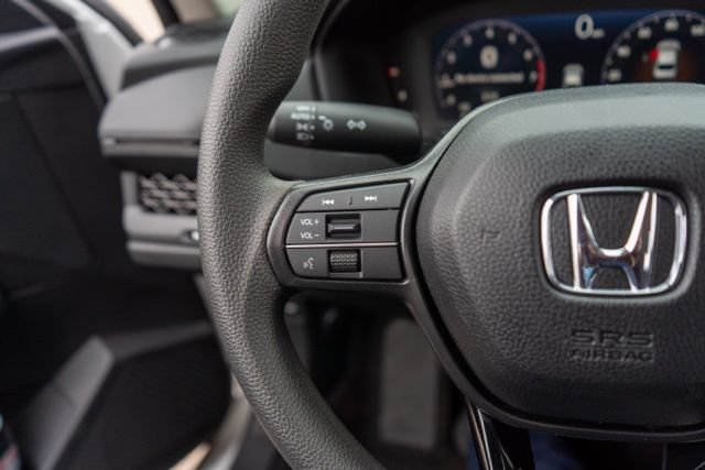 Used 2023 Honda Accord LX image 18