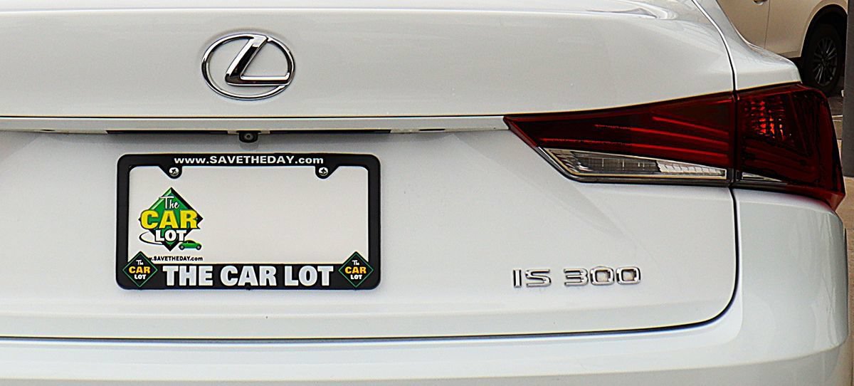 Used 2018 Lexus IS 300 F Sport w/ F Sport Package RWD image 20