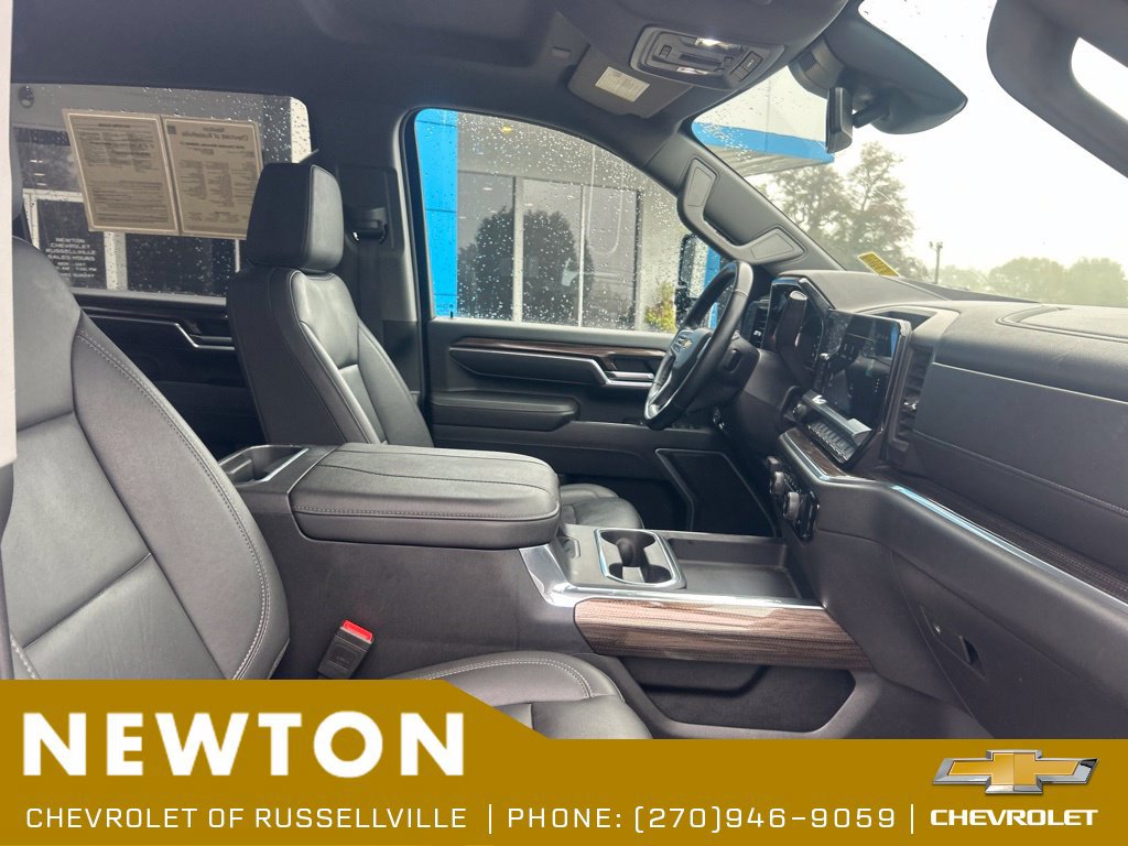 Used 2025 Chevrolet Silverado 2500 LT w/ Safety Package AWD/4WD image 18