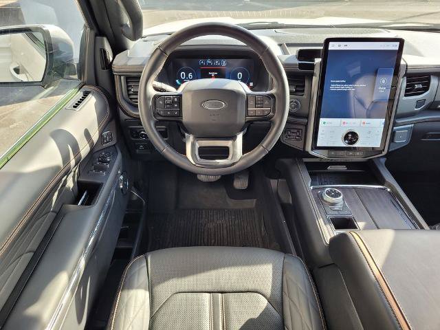 New 2024 Ford Expedition Max Platinum RWD image 36