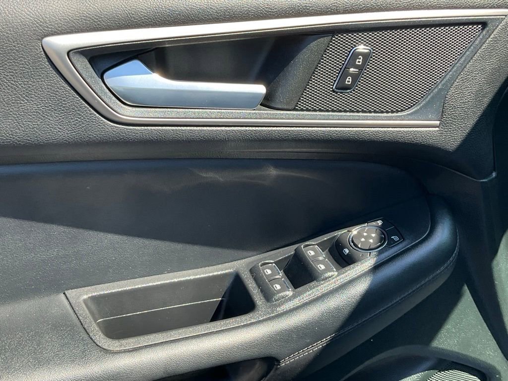 Used 2022 Ford Edge SEL w/ Convenience Package image 20