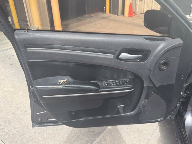 Used 2020 Chrysler 300 Touring w/ Sport Appearance Package RWD image 18