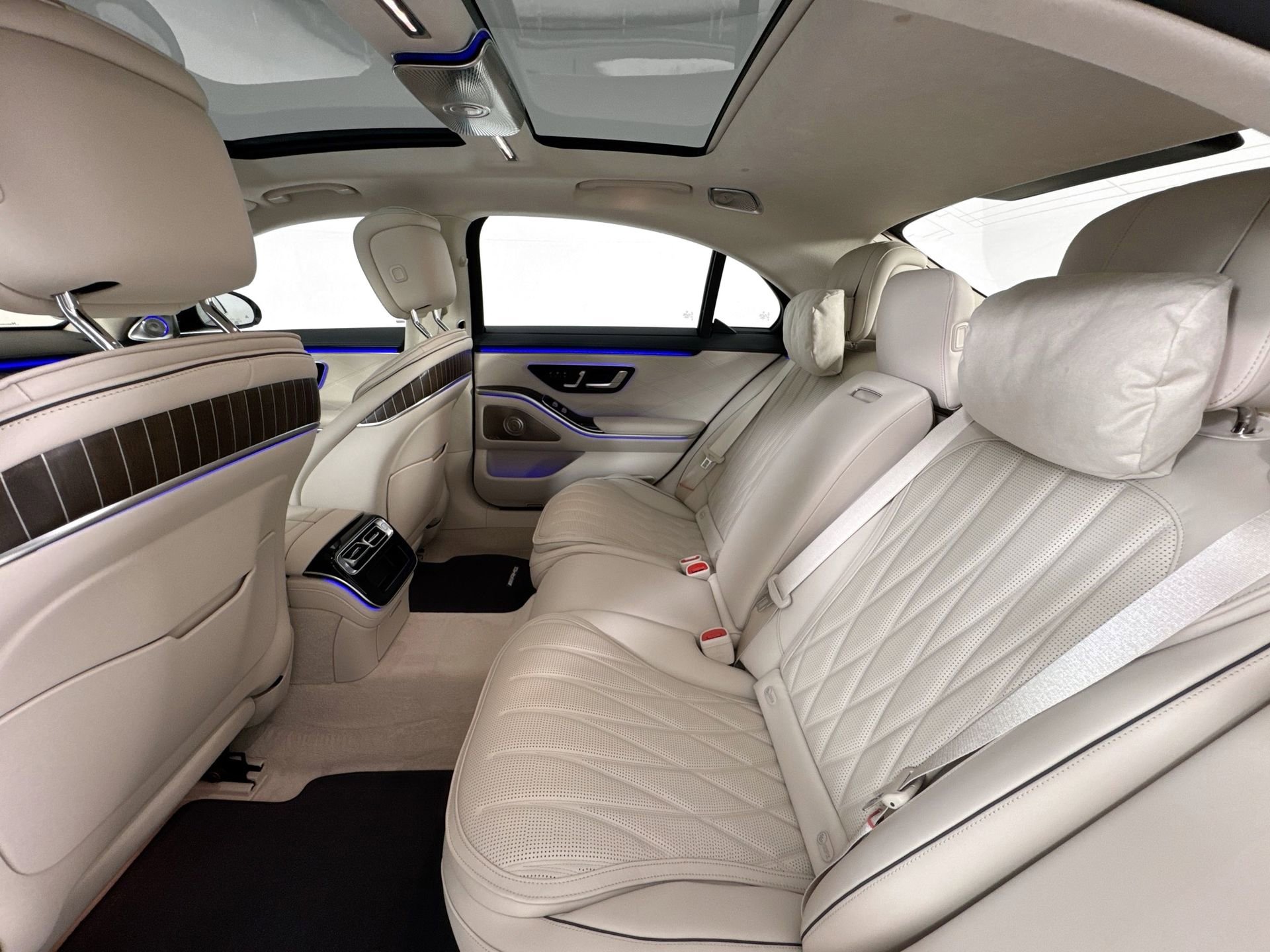 New 2026 Mercedes-Benz S 63 AMG S image 27