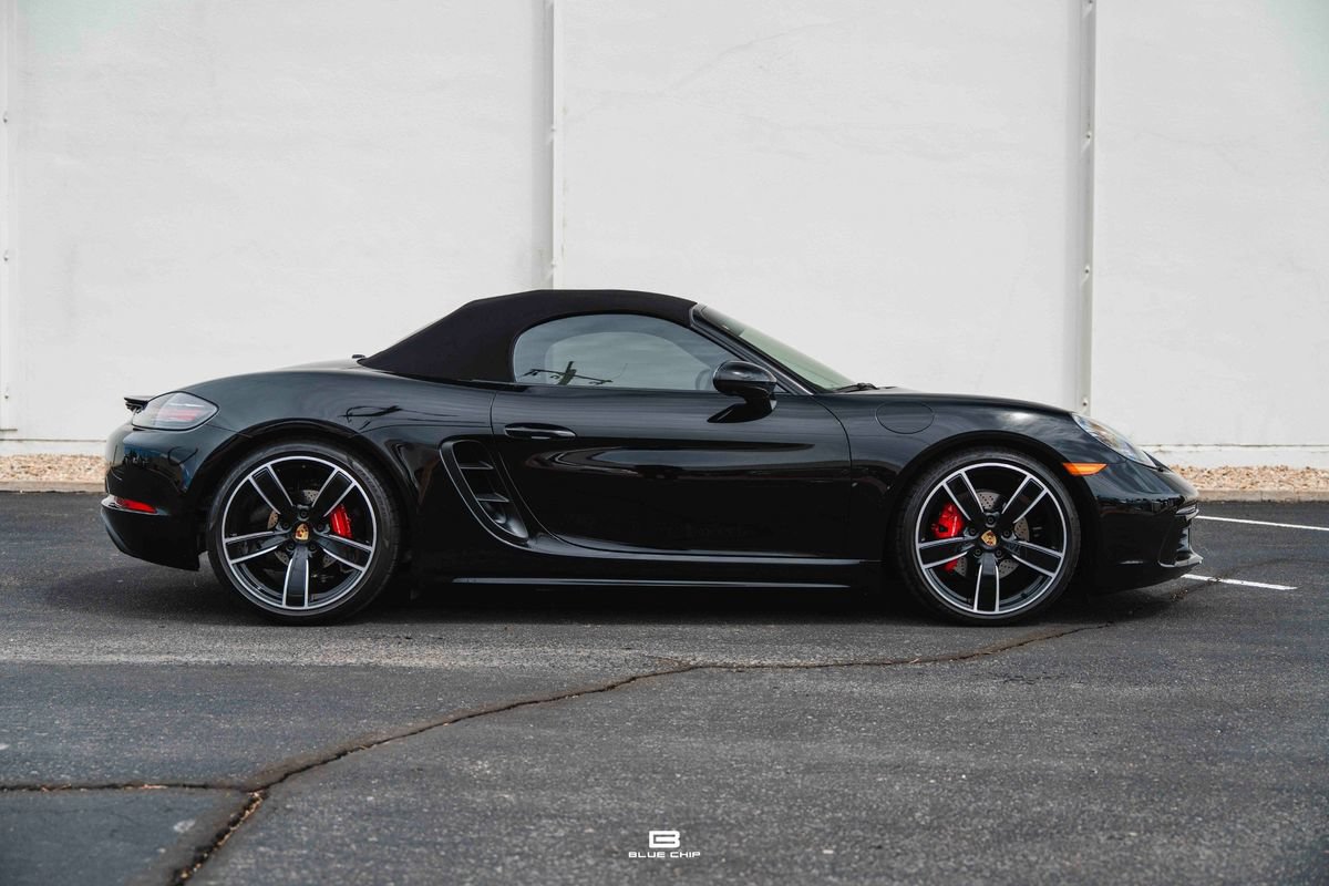 Used 2025 Porsche 718 Boxster S RWD image 8
