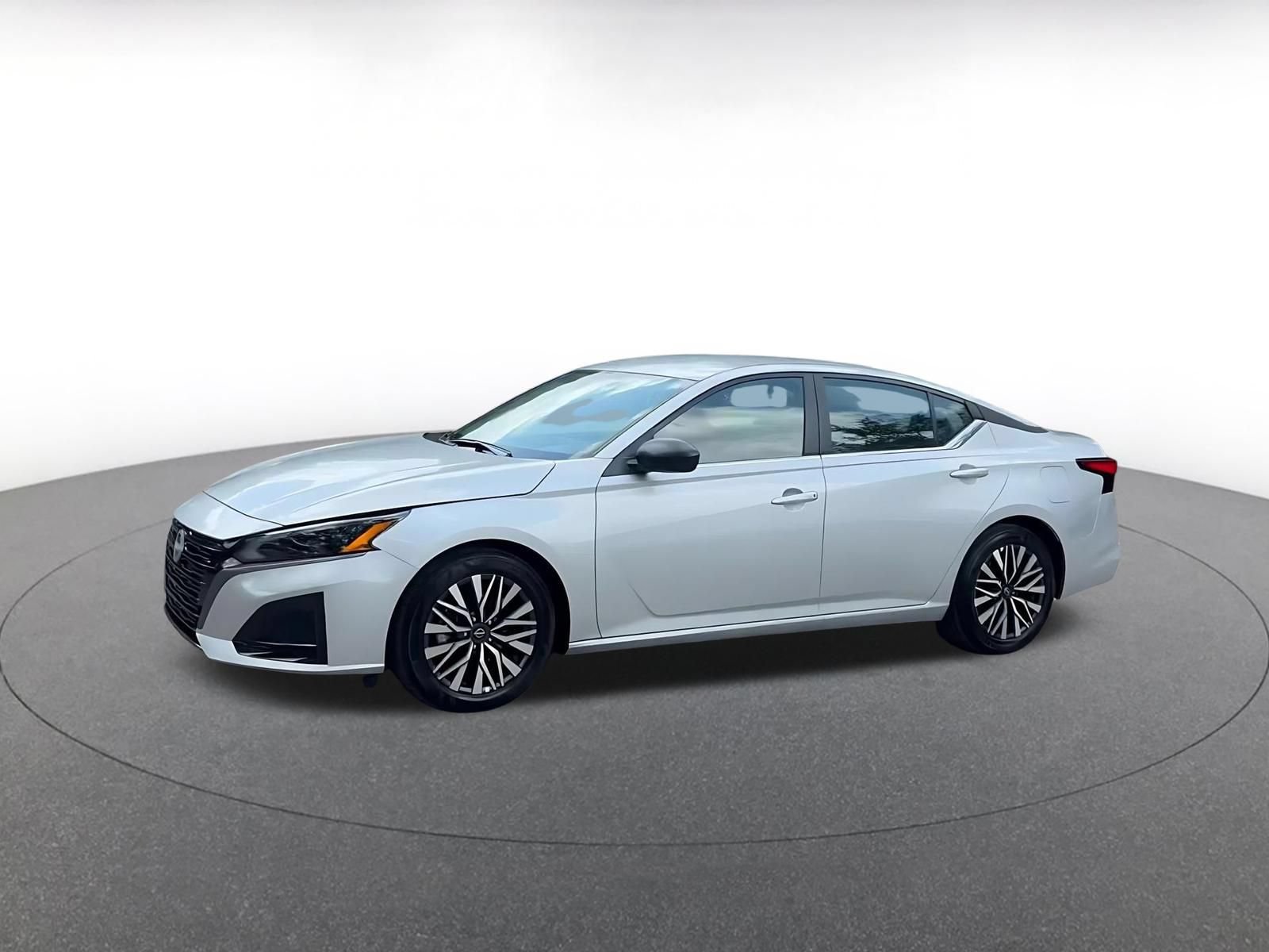 Used 2026 Nissan Altima 2.5 SV FWD image 8