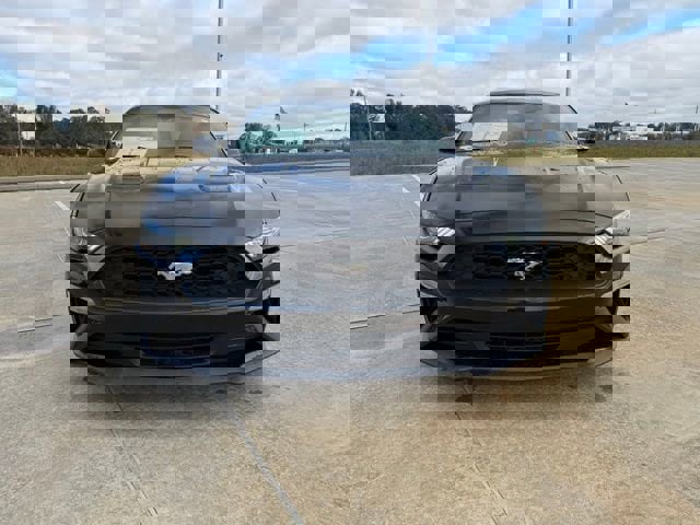 Used 2020 Ford Mustang Coupe image 8