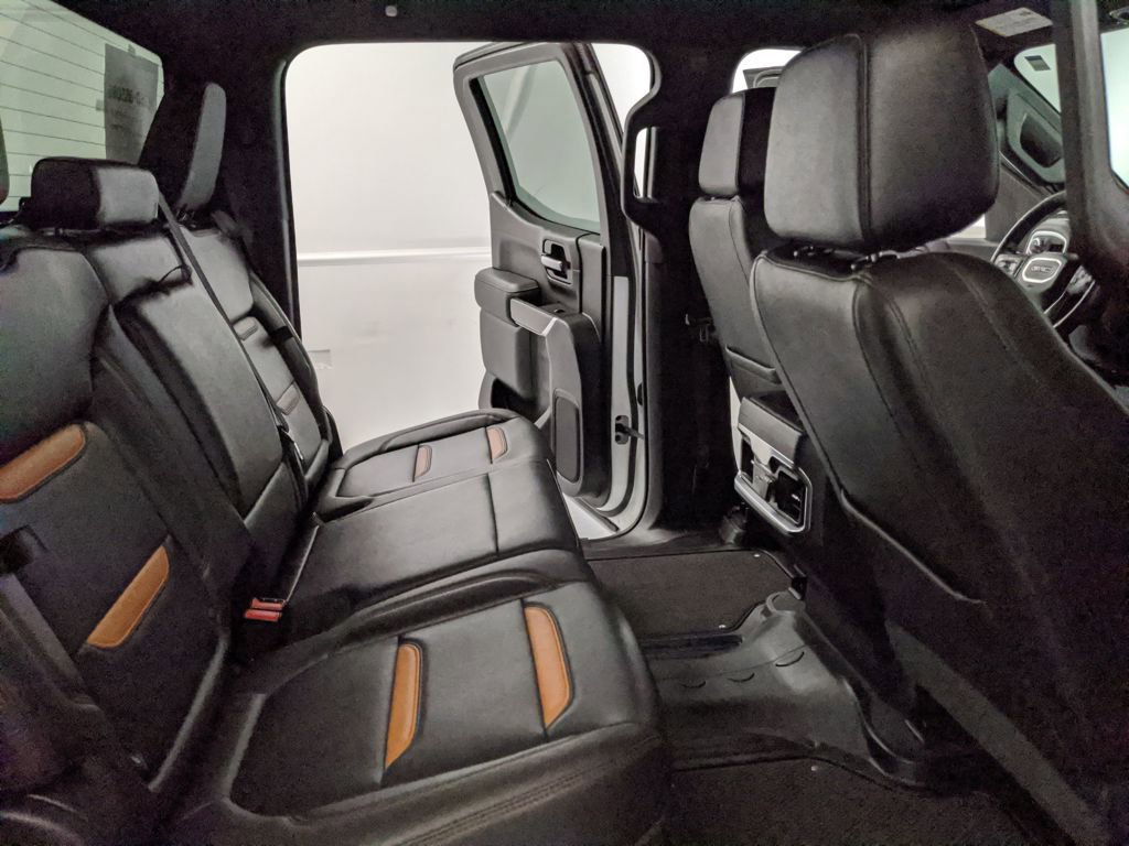 Used 2021 GMC Sierra 1500 AT4 w/ Off-Road Performance Package image 18