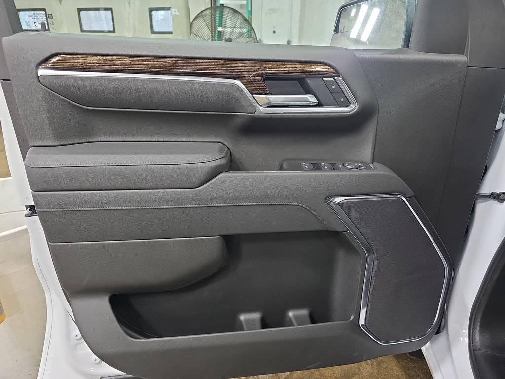 New 2026 GMC Sierra 1500 Elevation image 28