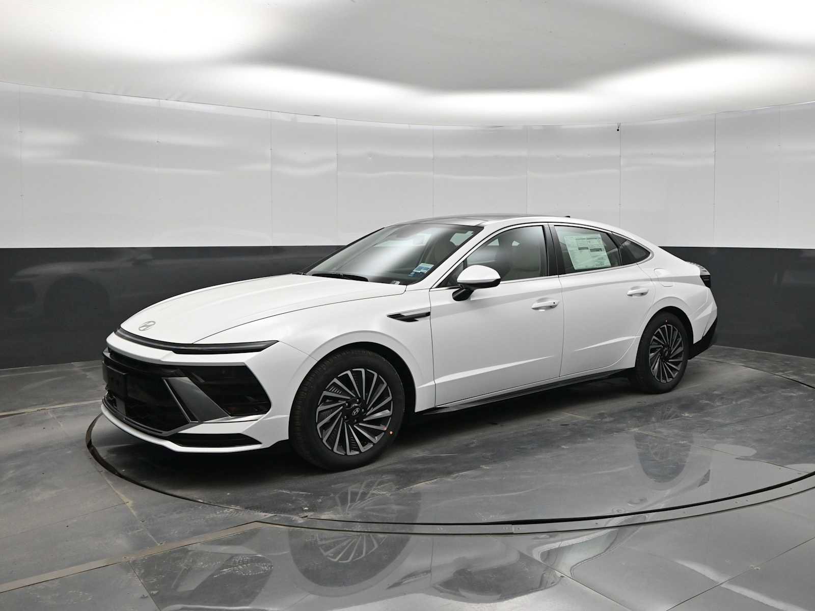 New 2026 Hyundai Sonata SEL FWD image 1