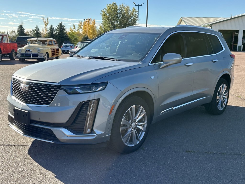 Used 2024 Cadillac XT6 Premium Luxury image 4