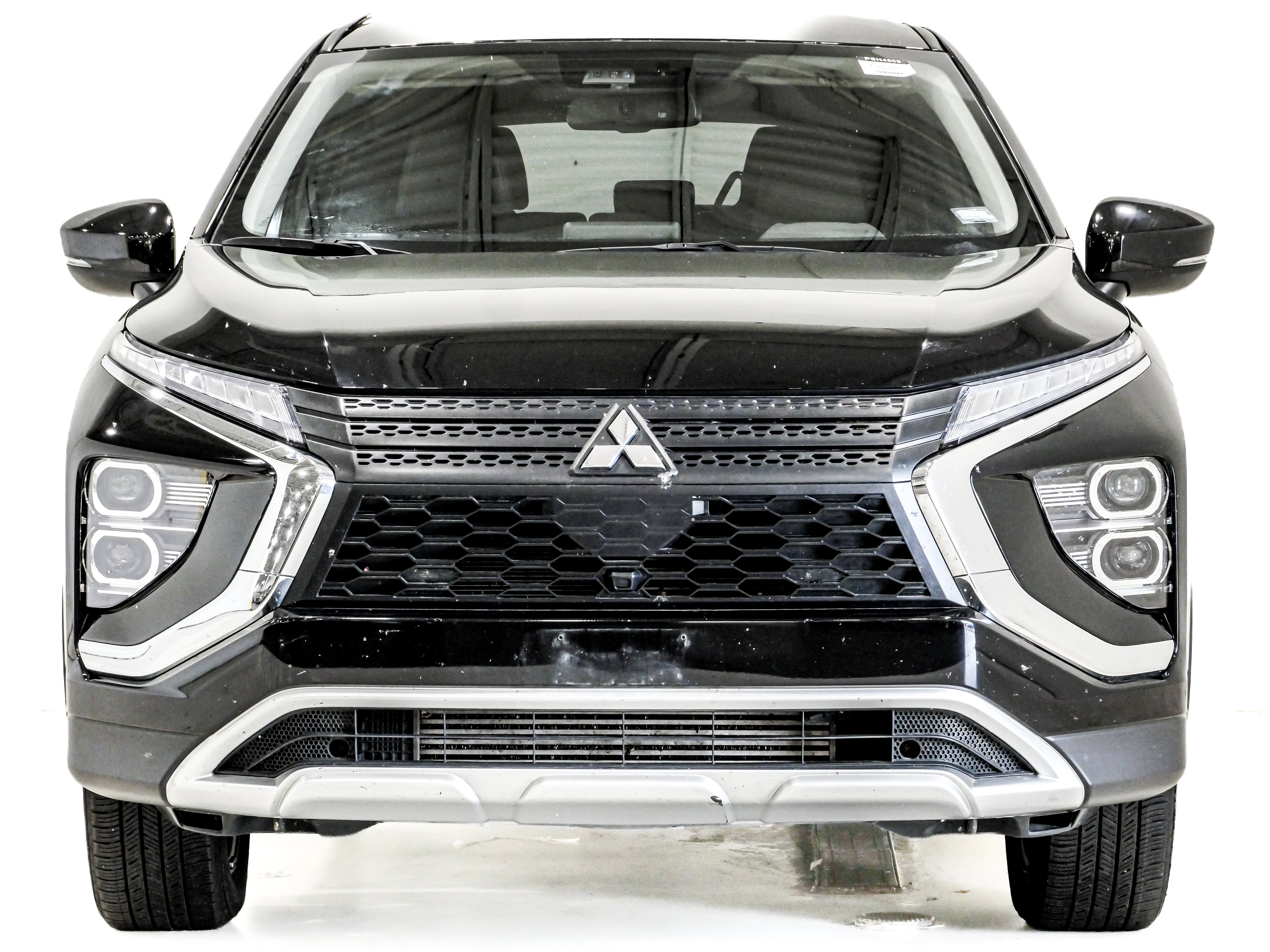 Used 2024 Mitsubishi Eclipse Cross SE AWD/4WD image 2