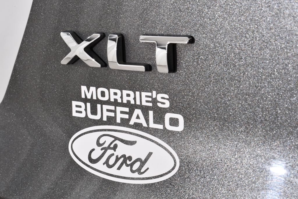 Used 2019 Ford Explorer XLT w/ Equipment Group 202A AWD/4WD image 23