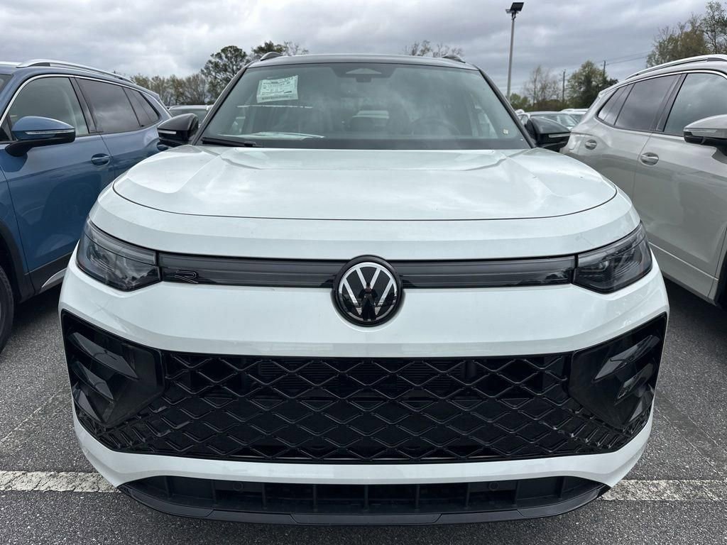 New 2026 Volkswagen Tiguan SE R-Line image 2