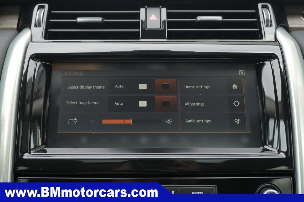 Used 2018 Land Rover Discovery HSE AWD/4WD image 60