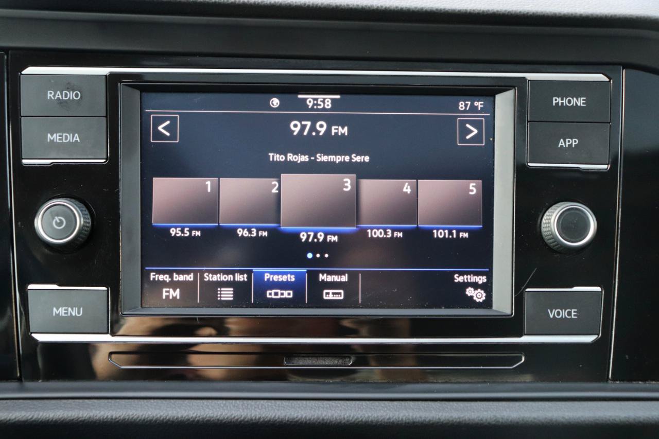 Used 2020 Volkswagen Jetta SE FWD image 30