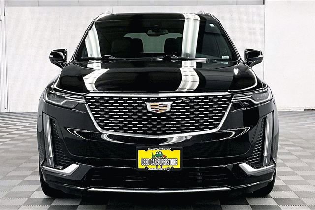 Used 2023 Cadillac XT6 Premium Luxury image 4