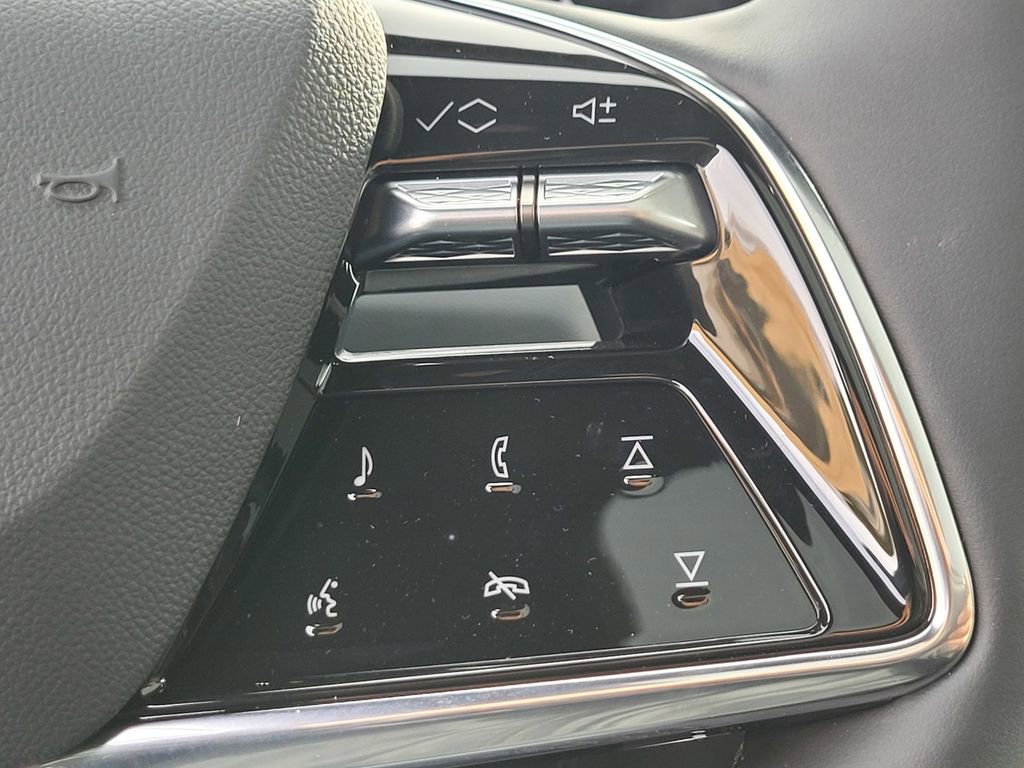 New 2026 Cadillac Lyriq Luxury image 19