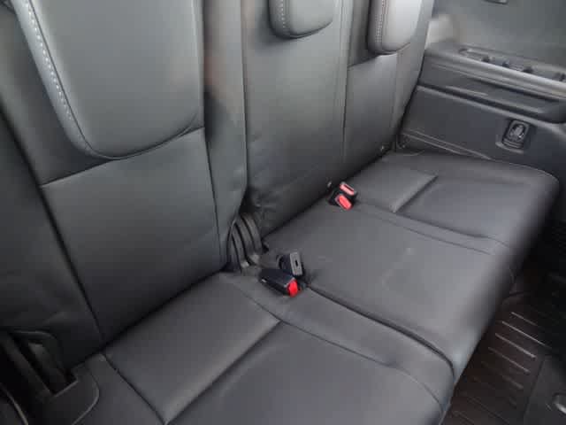 Used 2023 Subaru Ascent Limited AWD/4WD image 12