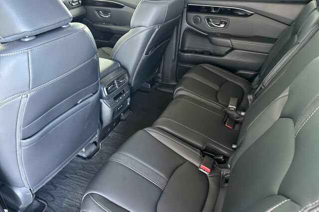 Certified 2024 Honda Pilot Touring image 12