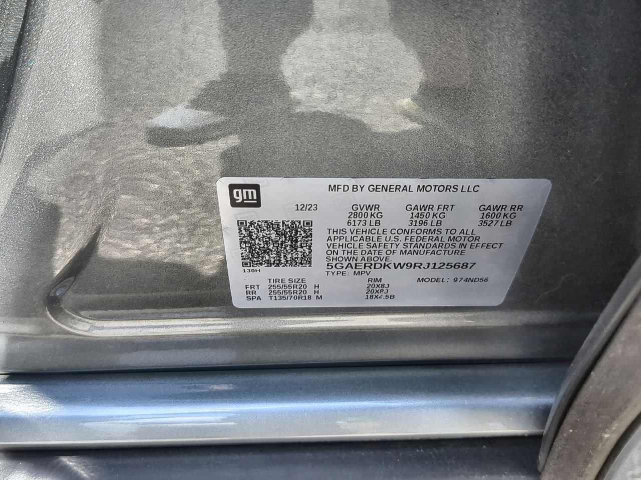 Used 2024 Buick Enclave Avenir FWD image 35