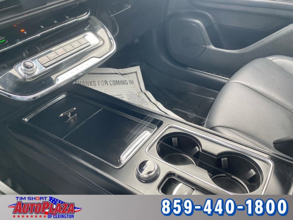 Used 2024 Lincoln Corsair Grand Touring image 16