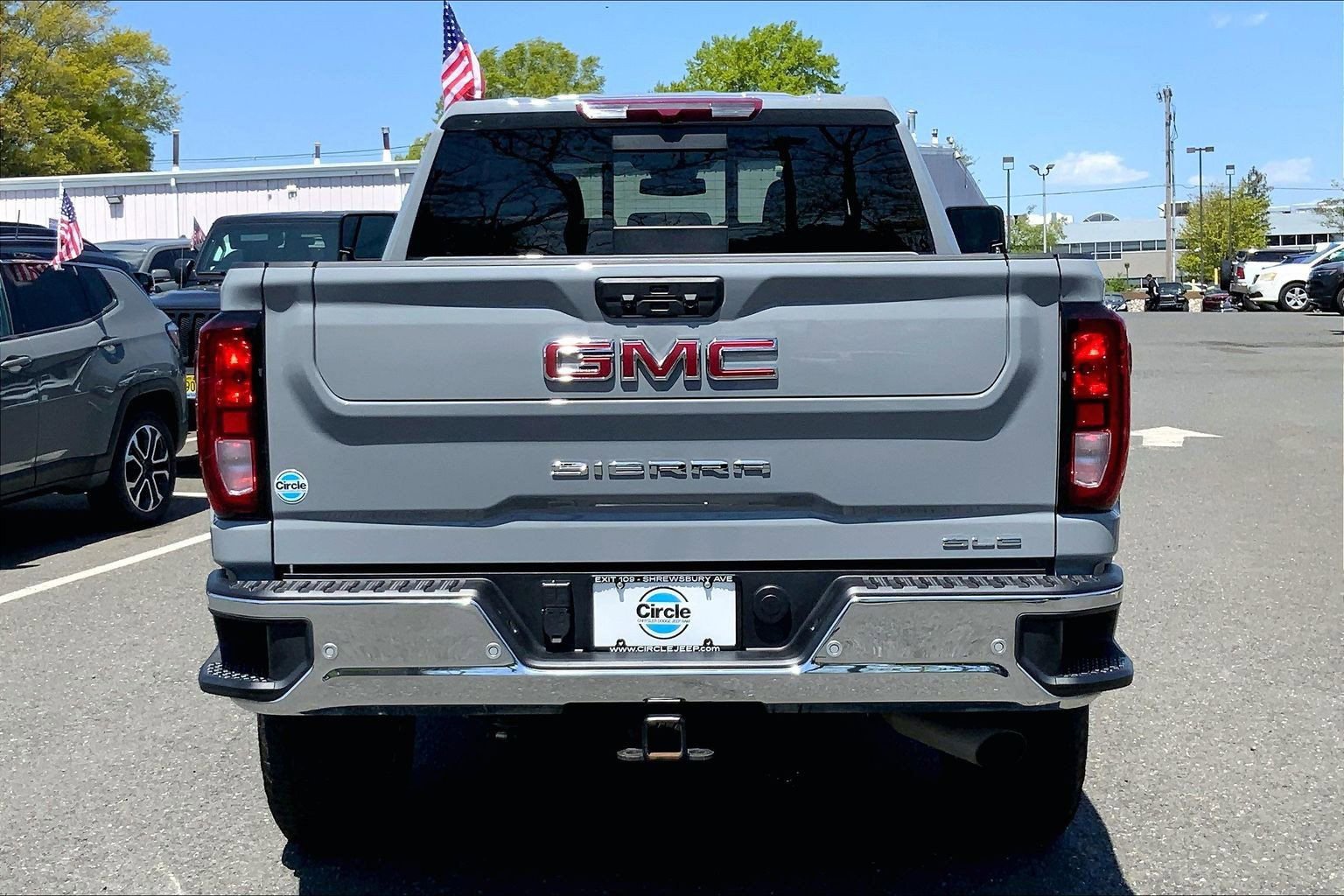 Used 2025 GMC Sierra 2500 SLE w/ SLE Value Package; AWD/4WD image 4