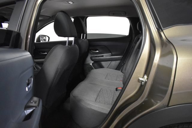 Certified 2025 Nissan Kicks SV AWD/4WD image 27