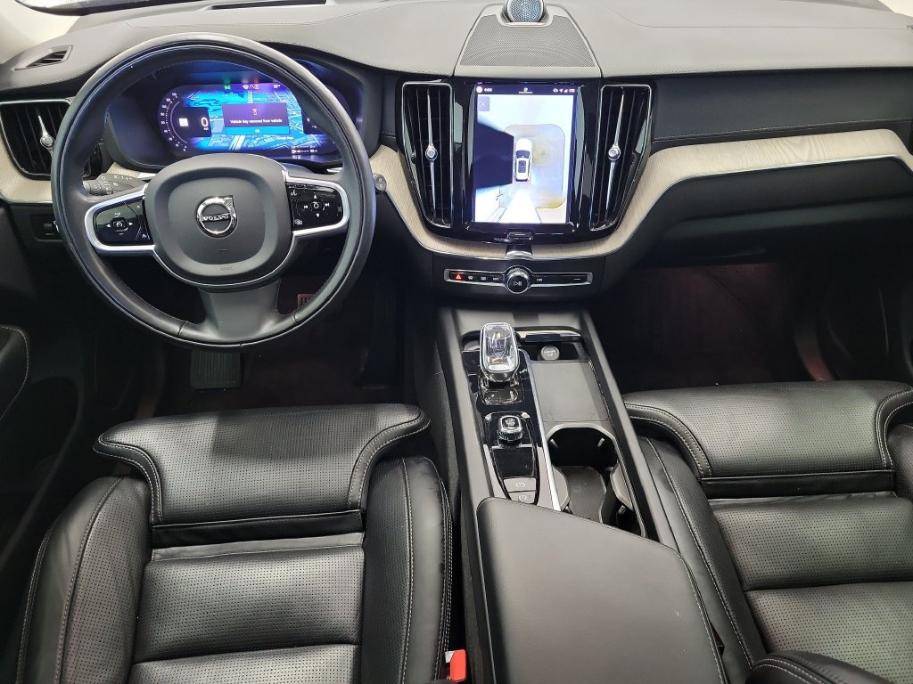 Used 2022 Volvo XC60 T8 Inscription w/ Advanced Package AWD/4WD image 5