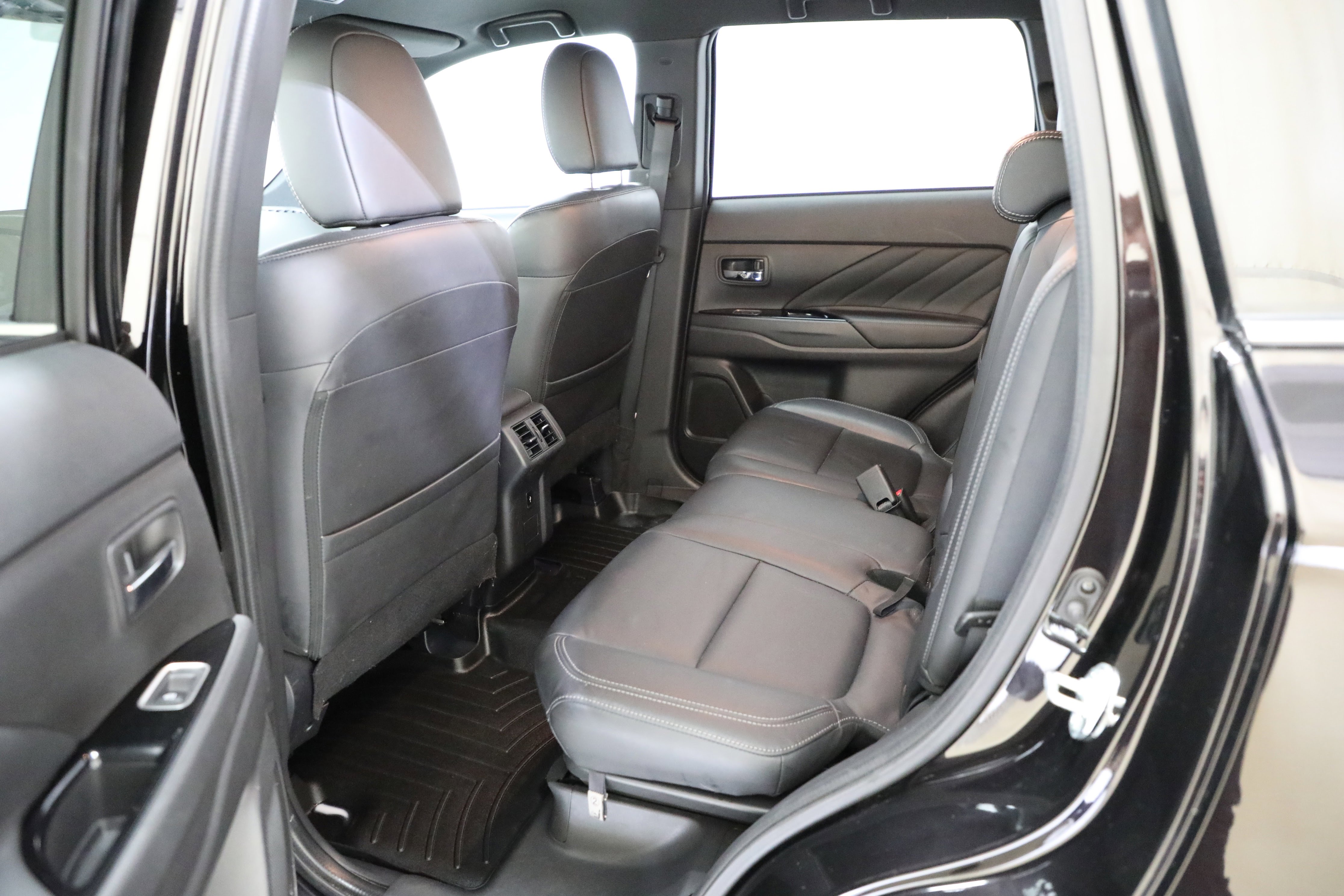 Used 2019 Mitsubishi Outlander GT image 13