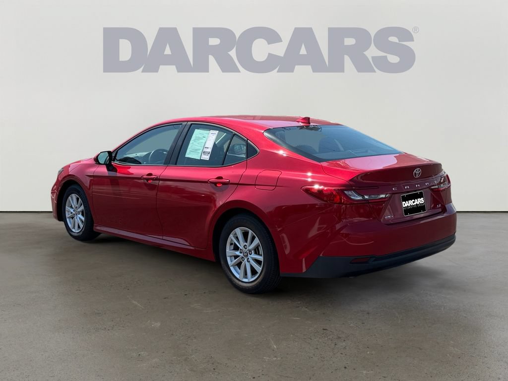 Used 2025 Toyota Camry LE FWD image 5