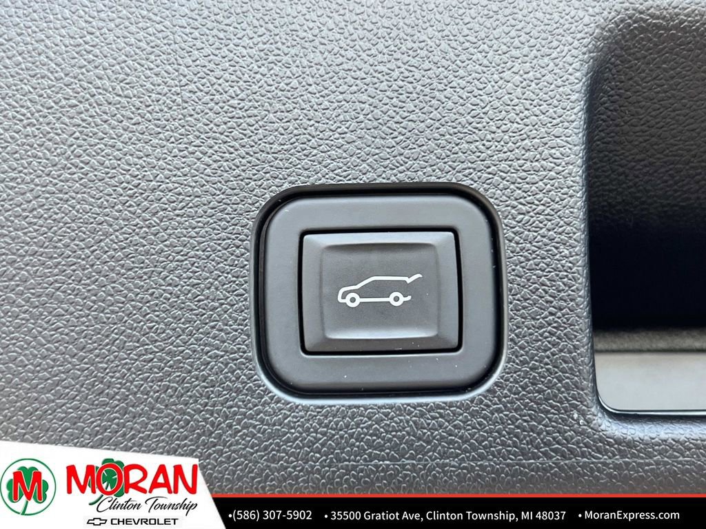 Certified 2024 Chevrolet Equinox EV RS image 12