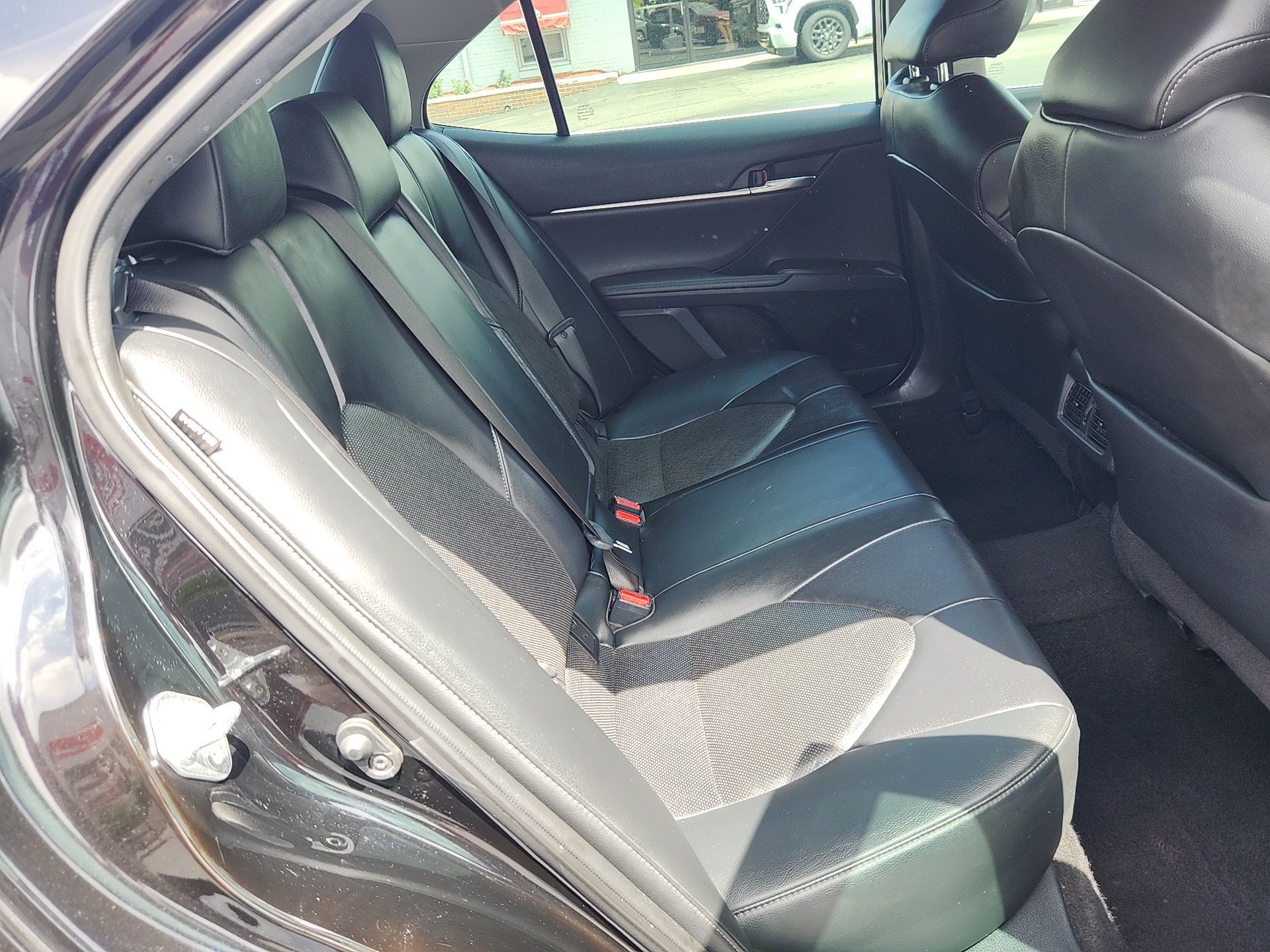 Certified 2022 Toyota Camry XLE FWD image 26