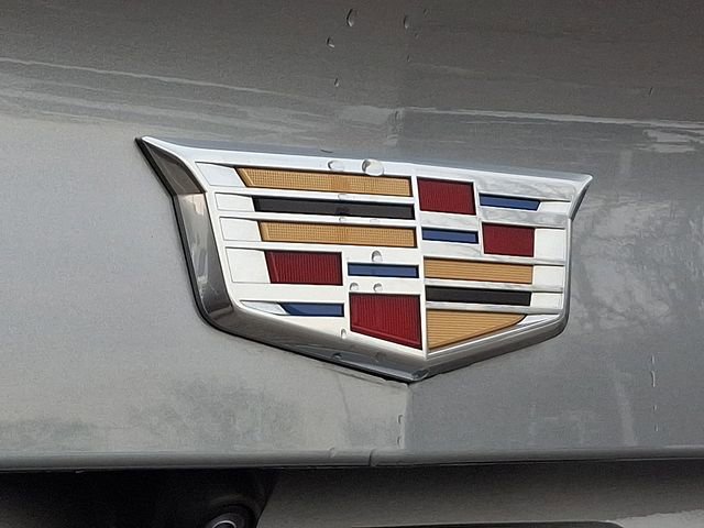 Used 2025 Cadillac XT4 Sport image 31